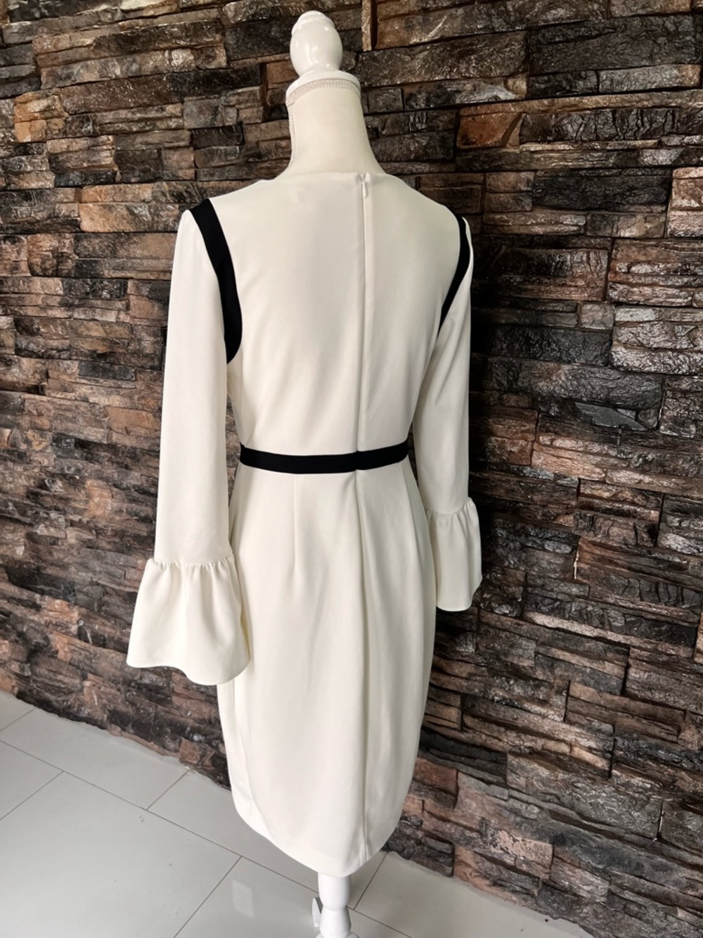 Calvin Klein Cream Dress with Black Trim - Picture 6 of 10